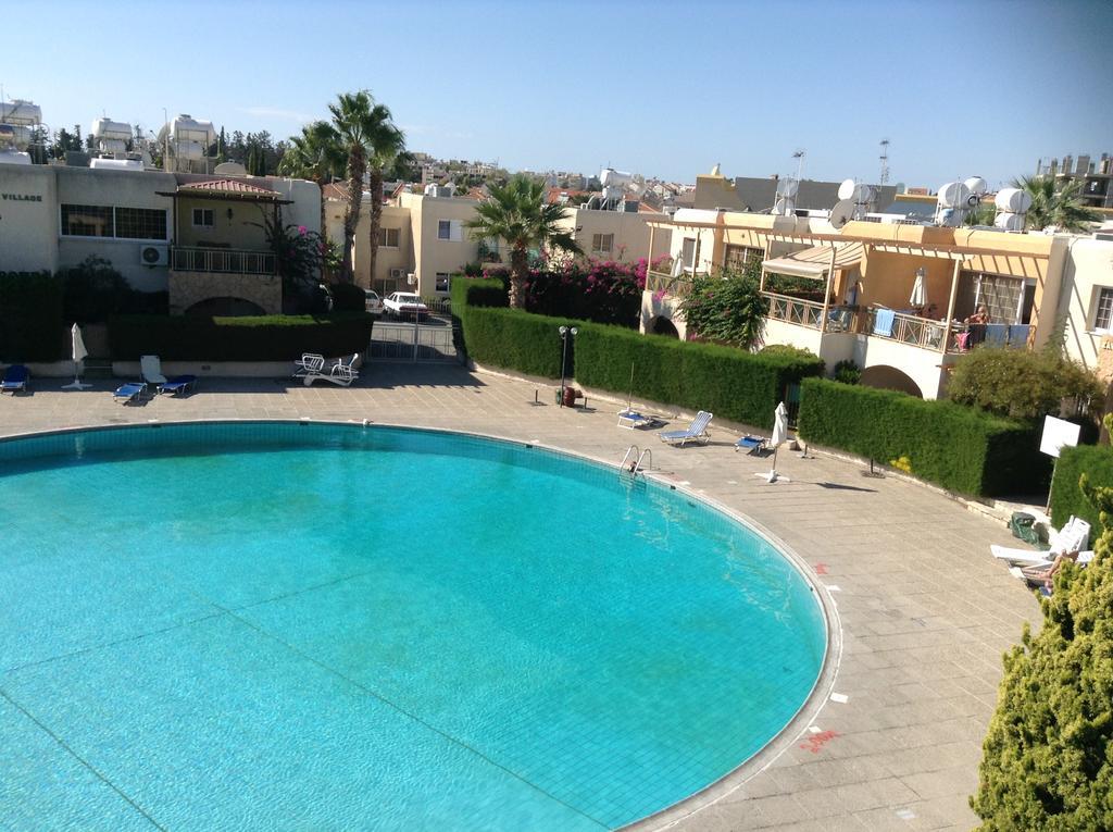 Santa Barbara Complex Apartment Limassol Ngoại thất bức ảnh