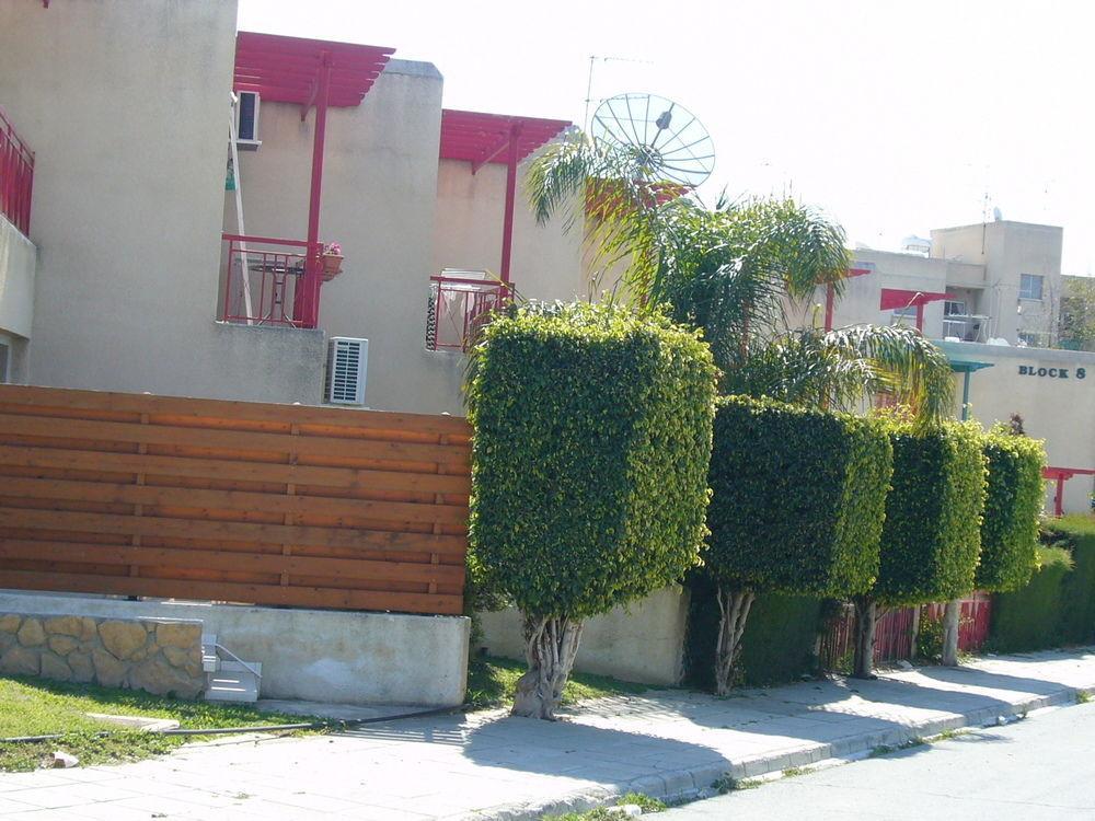Santa Barbara Complex Apartment Limassol Ngoại thất bức ảnh