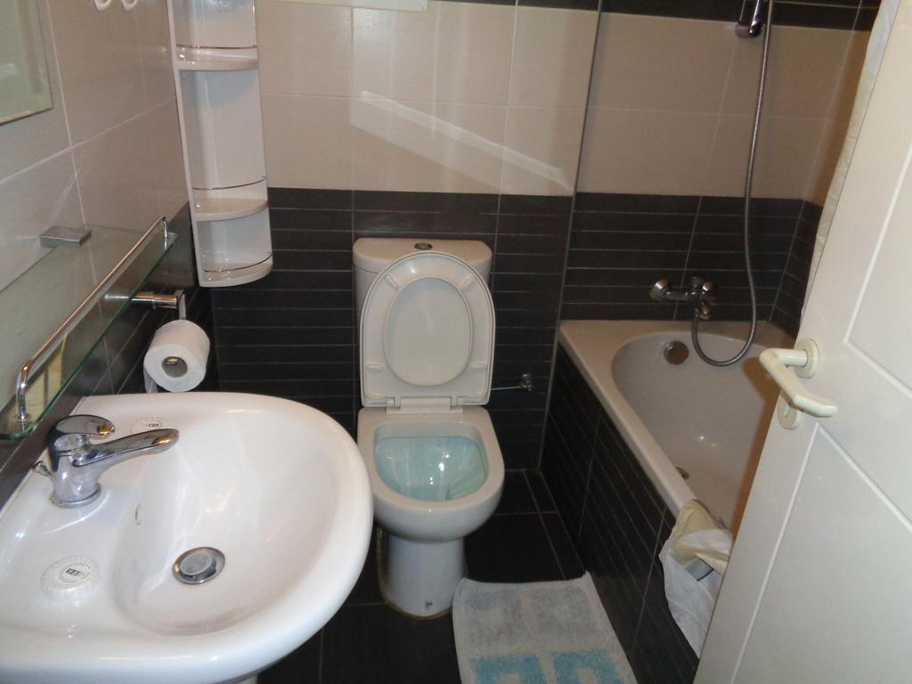 Santa Barbara Complex Apartment Limassol Ngoại thất bức ảnh