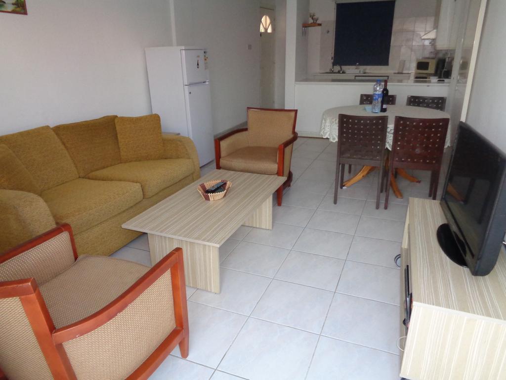 Santa Barbara Complex Apartment Limassol Ngoại thất bức ảnh