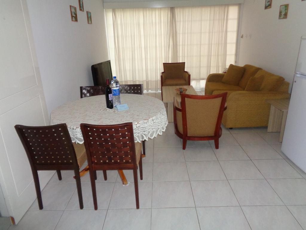 Santa Barbara Complex Apartment Limassol Ngoại thất bức ảnh