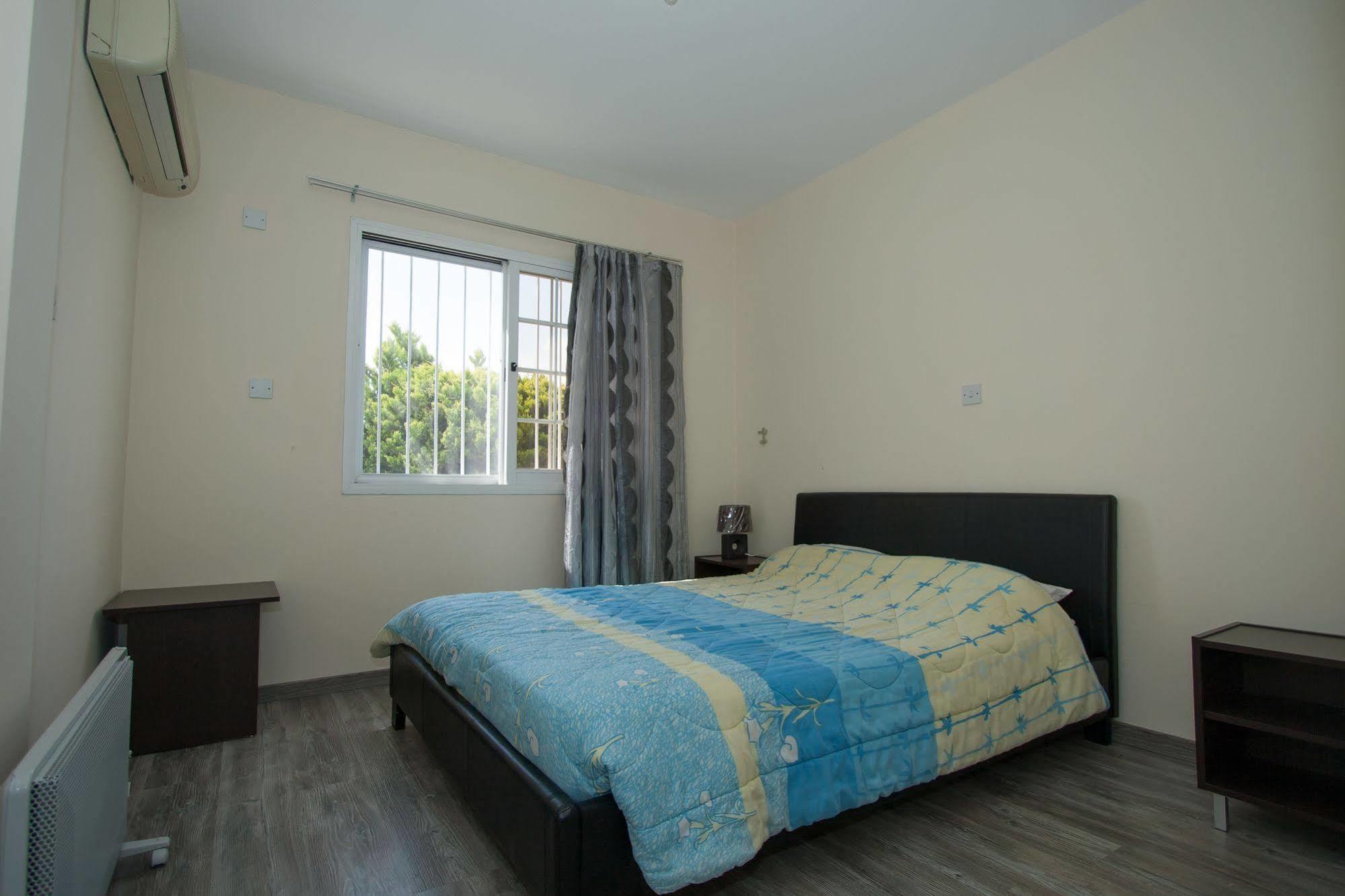 Santa Barbara Complex Apartment Limassol Ngoại thất bức ảnh
